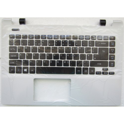 Клавиатура за Acer Aspire E5-411 E5-421 E5-421G E5-471 E5-471G E5-471P E5-471PG Черна с Бял Palmrest UK